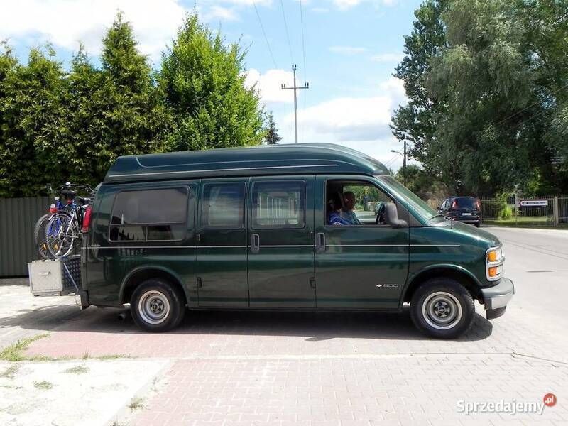Używany 2001 Chevrolet Express Minivan | 44 900 zł - Obraz 1/4