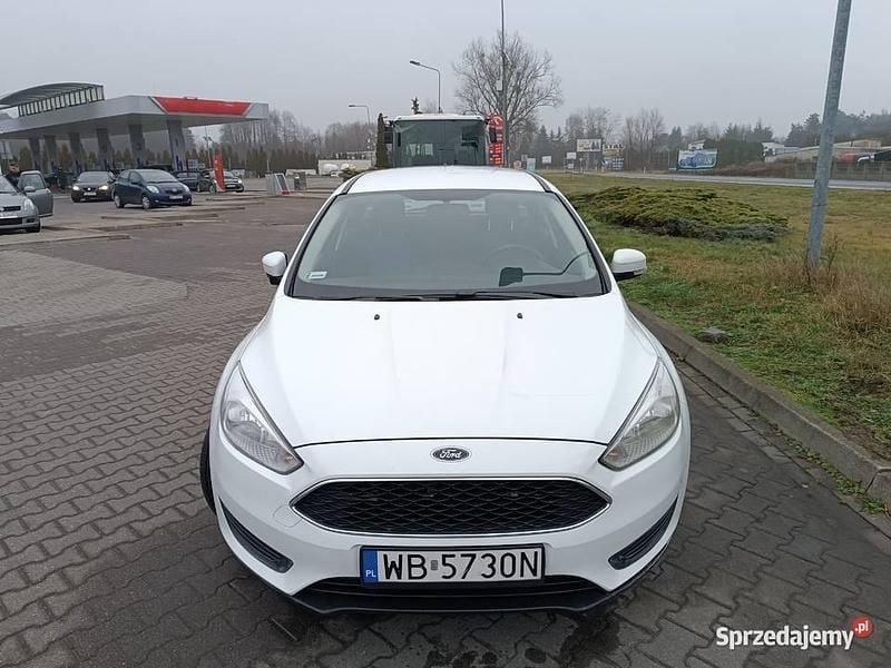 Biały Używany 2016 Ford Focus Kombi | 22 000 zł (Dobra cena) - Obraz 1/4