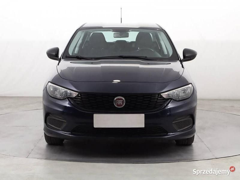 Niebieski Używany 2018 Fiat Tipo Sedan/Limuzyna | 37 999 zł (Uczciwa cena) - Obraz 1/4