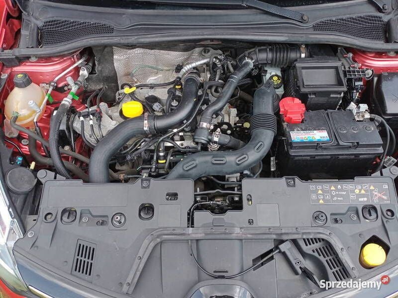 Używany Renault Clio GrandTour 90 KM (66 kW) 2018 Bordowy Kombi