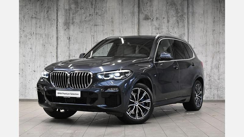 Szary arktyczny z brylantowym połyskiem metalizowany Używany 2020 BMW X5 SUV | 204 800 zł (Drogi) - Obraz 1/3