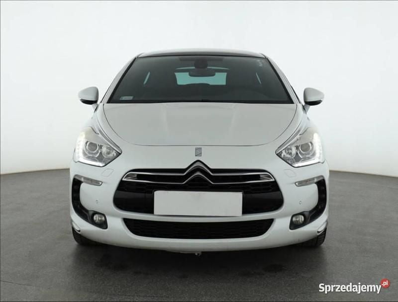 Używany Citroën DS5 2014 Biały Hatchback