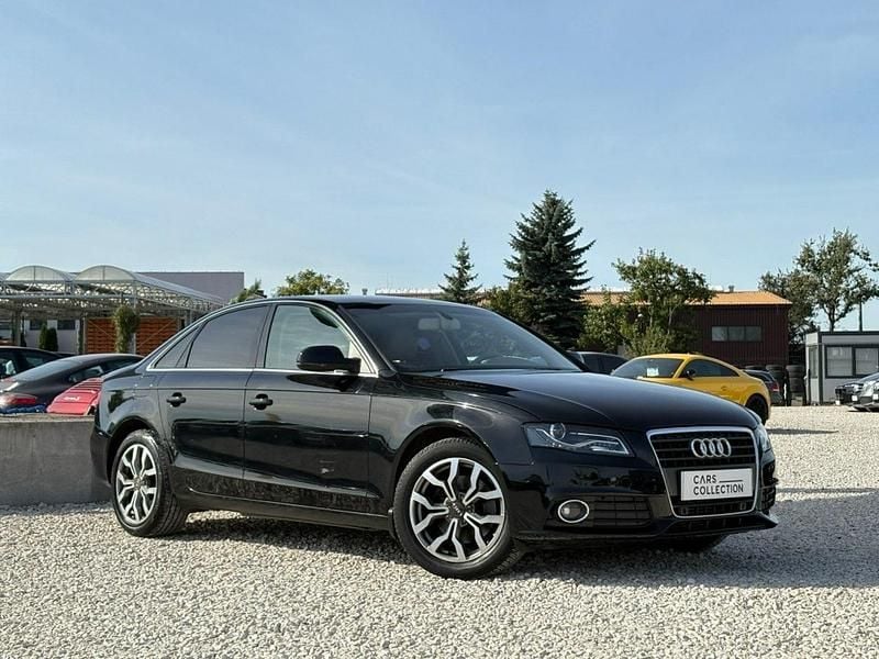 Czarny (metalik) Używany 2010 Audi A4 Sedan/Limuzyna | 19 900 zł (Super Cena) - Obraz 1/4