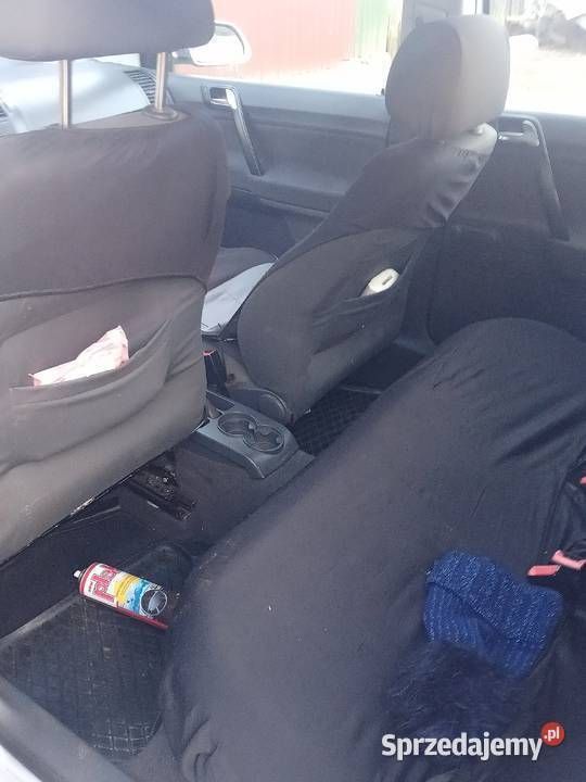 Używany VW Polo 2005 Srebrny Sedan/Limuzyna