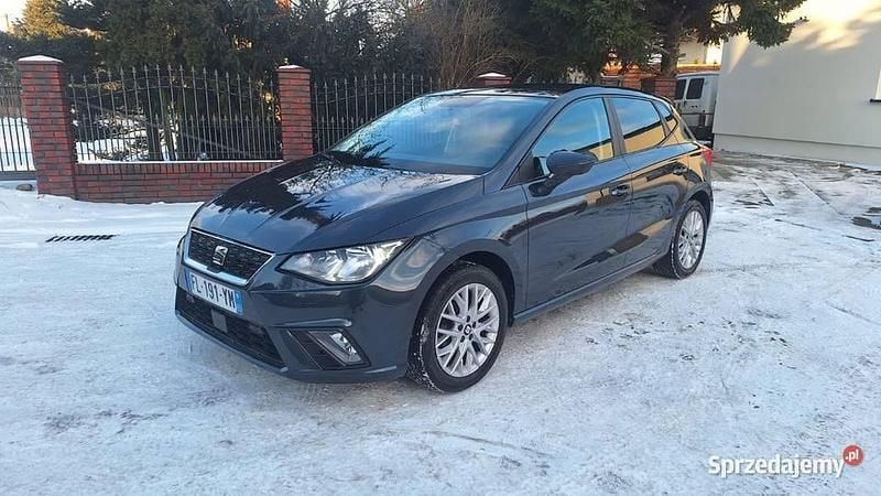 Niebieski Używany 2019 Seat Ibiza Hatchback | 37 900 zł (Uczciwa cena) - Obraz 1/4