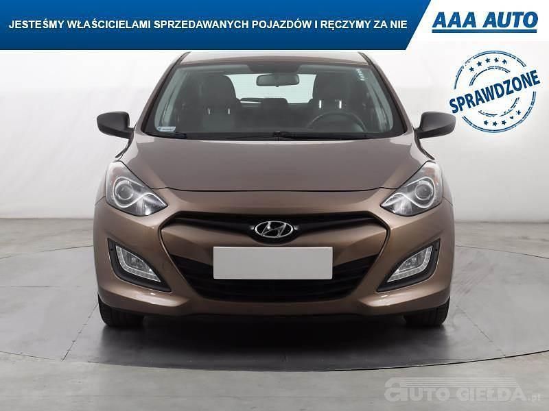 Używany Hyundai i30 2012 Brązowy