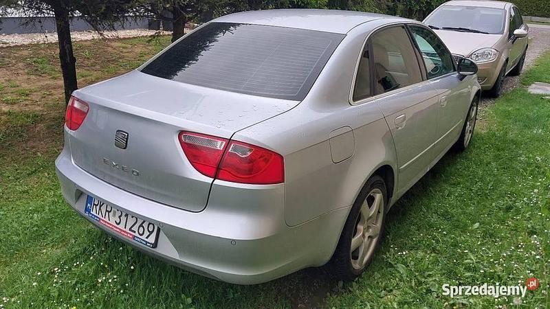 Srebrny Używany 2011 Seat Exeo Sedan/Limuzyna | 14 900 zł (Uczciwa cena) - Obraz 1/2