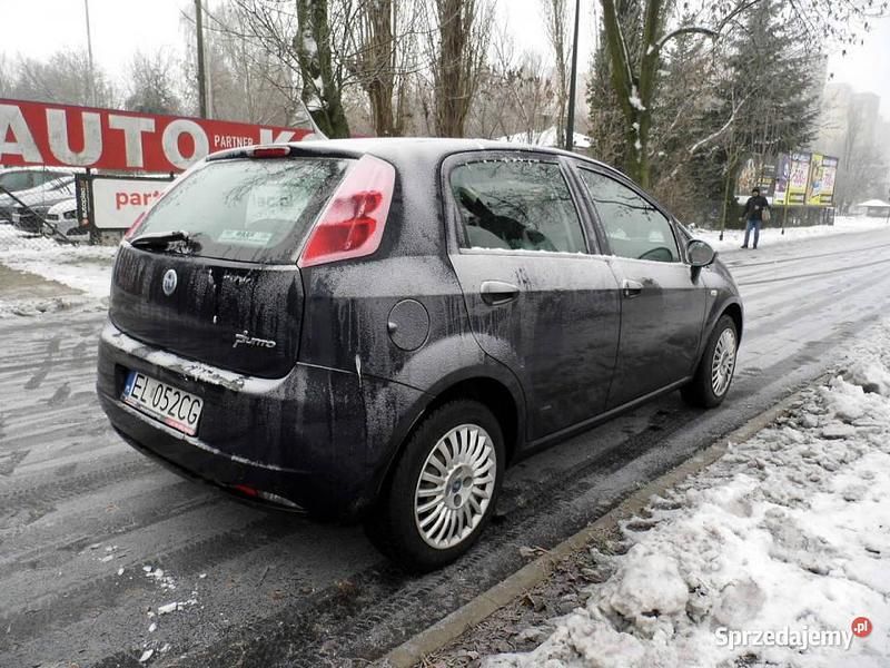 Używany Fiat Grande Punto 78 KM (57 kW) 2007 Niebieski ciemny Hatchback