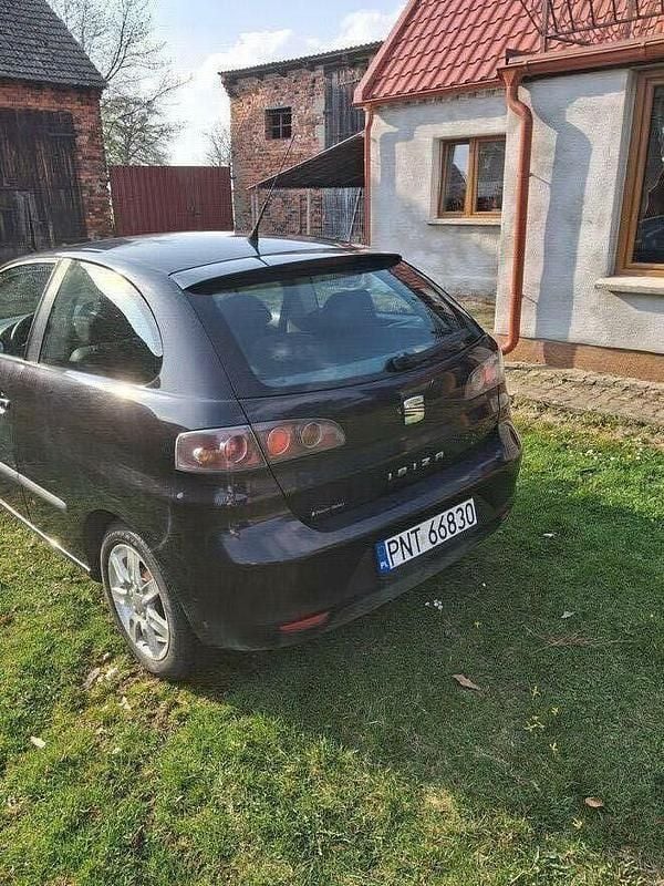 Czarny Używany 2007 Seat Ibiza Hatchback | 4000 zł (Uczciwa cena) - Obraz 1/3