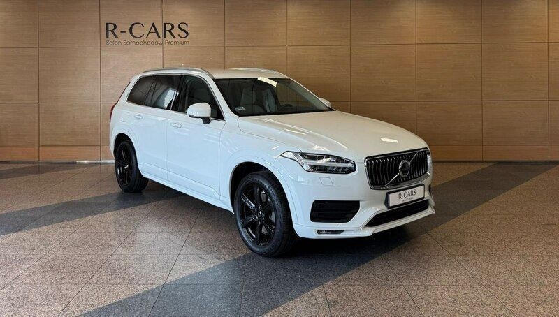 Biały Używany 2022 Volvo XC90 SUV | 197 700 zł (Uczciwa cena) - Obraz 1/4