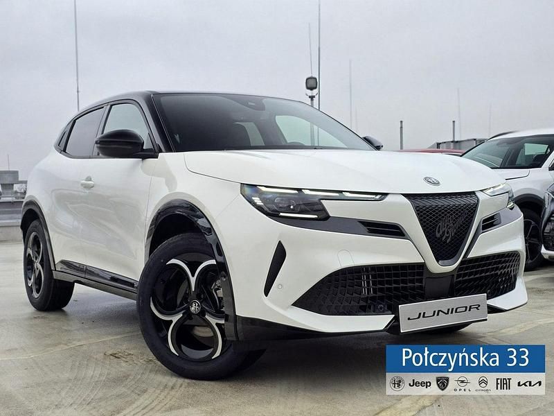 Używany Alfa Romeo GT Junior 145 KM (106 kW) 2024 Biały Hatchback