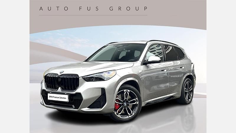 Srebrny space metalizowany Używany 2025 BMW X1 Comfort Edition SUV | 228 900 zł - Obraz 1/3