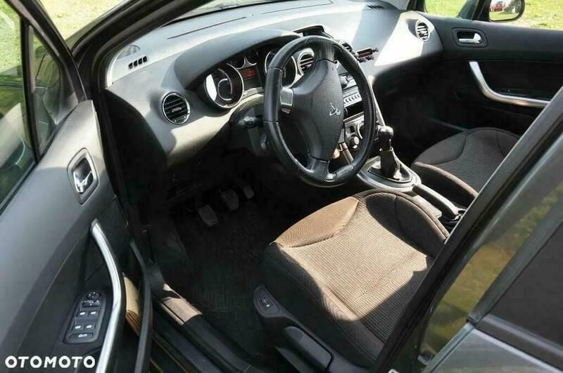 Używany Peugeot 308 125 KM (91 kW) 2013 Szary Hatchback