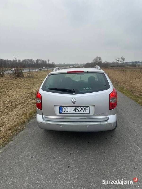 Używany Renault Laguna II 120 KM (88 kW) 2005 Srebrny Sedan/Limuzyna