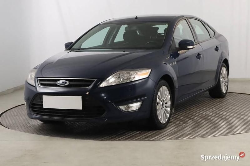 Używany Ford Mondeo 2010 Niebieski Hatchback