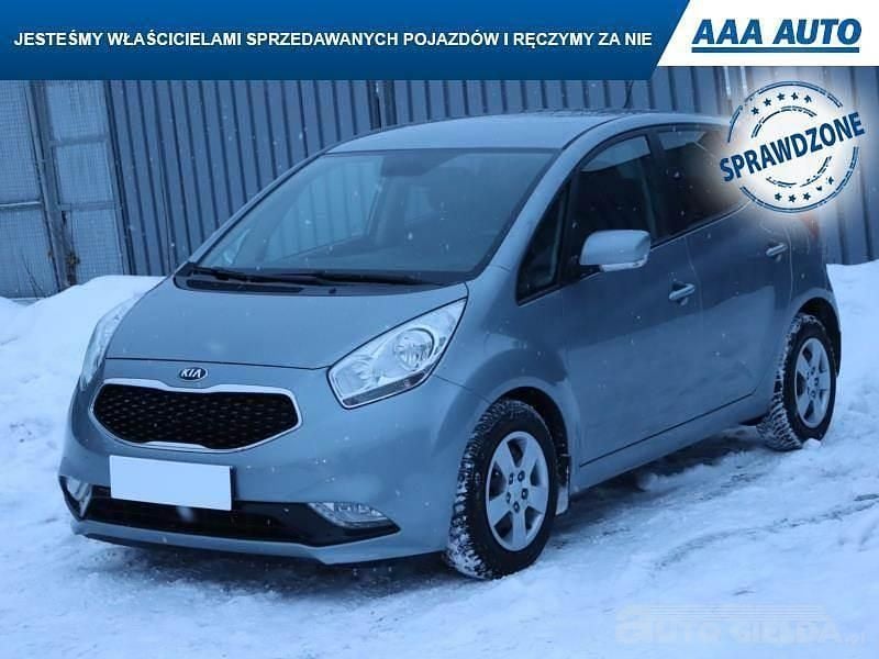 Używany Kia Venga 2018 Szary Hatchback