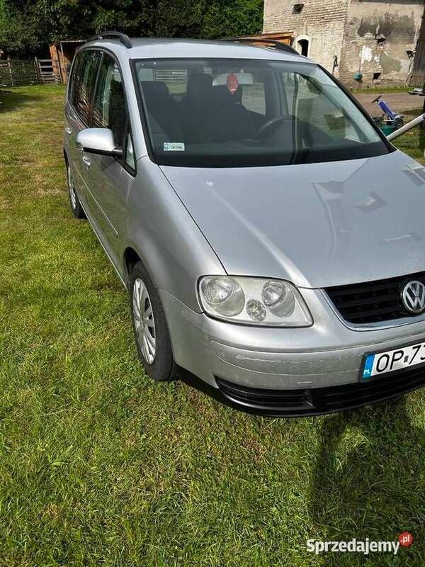 Używany 2004 VW Touran Minivan | 7500 zł (Uczciwa cena) - Obraz 1/4