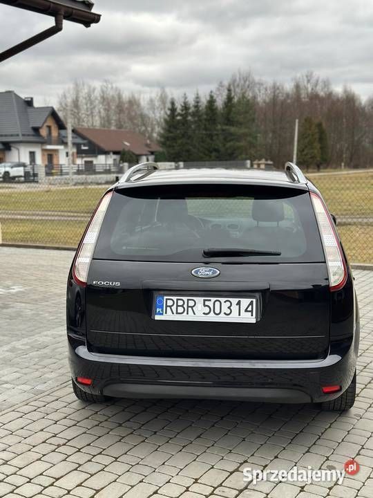 Czarny Używany 2009 Ford Focus Kombi | 13 900 zł (Uczciwa cena) - Obraz 1/4