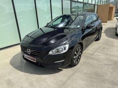 Inny kolor Używany 2018 Volvo V60 Kombi | 59 000 zł (Super Cena) - Obraz 1/4