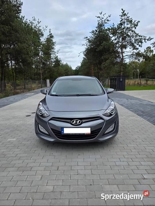Używany Hyundai i30 Premium 2012 Grafitowy Hatchback