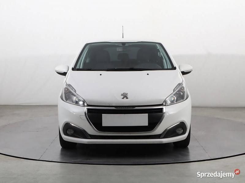 Biały Używany 2019 Peugeot 208 Hatchback | 29 999 zł (Dobra cena) - Obraz 1/4