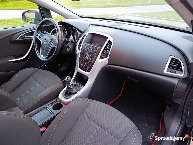 Używany Opel Astra 2010