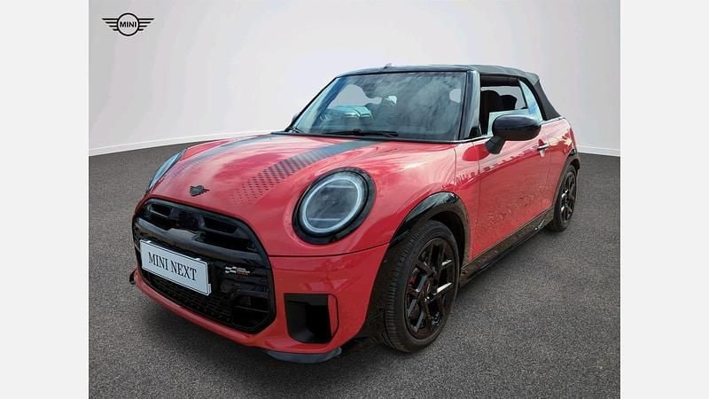 Chili red ii Używany 2024 Mini John Cooper Works Cabriolet Kabriolet | 181 900 zł - Obraz 1/4