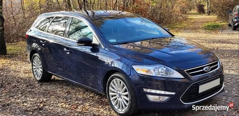 Używany Ford Mondeo 2012 Granatowy Kombi