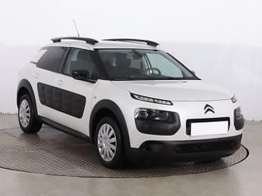 Używany Citroën C4 Cactus 82 KM (60 kW) 2017 Biały Hatchback