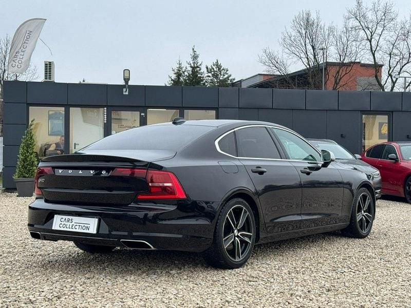 Używany Volvo S90 255 KM (187 kW) 2017 Czarny (metalik) Sedan/Limuzyna