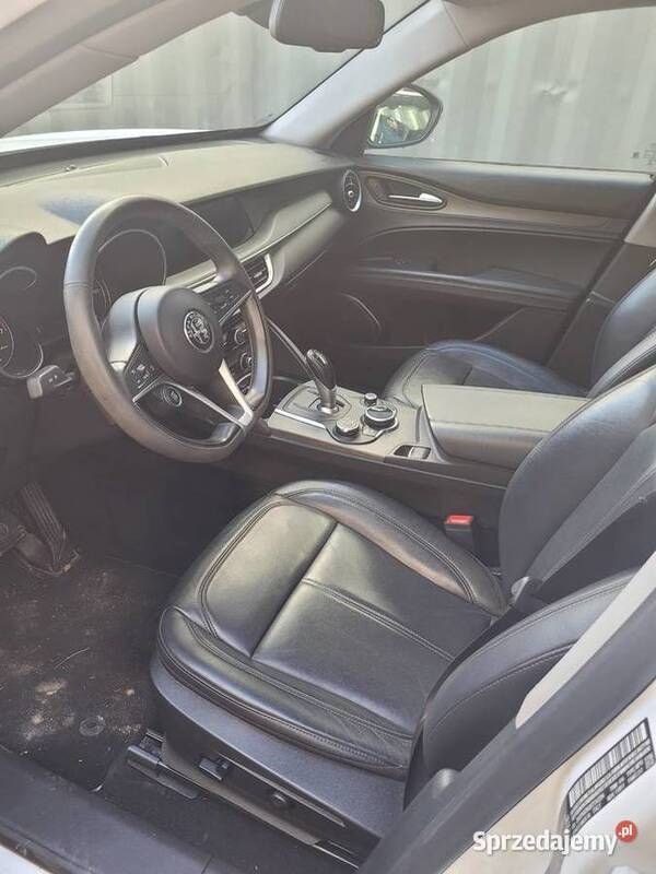 Używany Alfa Romeo Stelvio 280 KM (205 kW) 2018 SUV