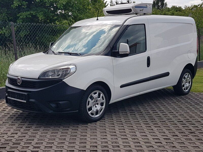 Biały Używany 2016 Fiat Doblò Minivan | 46 900 zł (Drogi) - Obraz 1/4