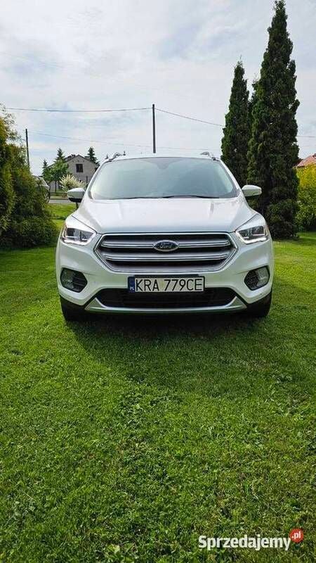 Biały Używany 2019 Ford Kuga Titanium SUV | 76 000 zł (Uczciwa cena) - Obraz 1/4