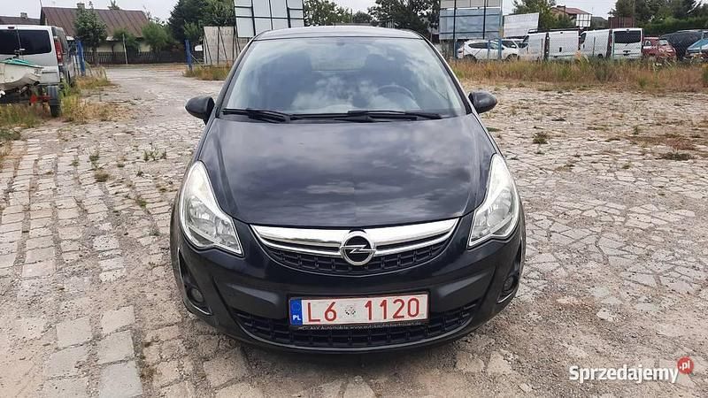 Czarny Używany 2013 Opel Corsa Hatchback | 15 900 zł (Super Cena) - Obraz 1/4