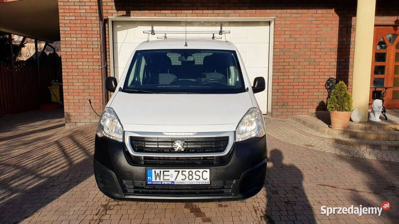 Biały Używany 2017 Peugeot Partner Minivan | 42 681 zł (Dość drogi) - Obraz 1/4