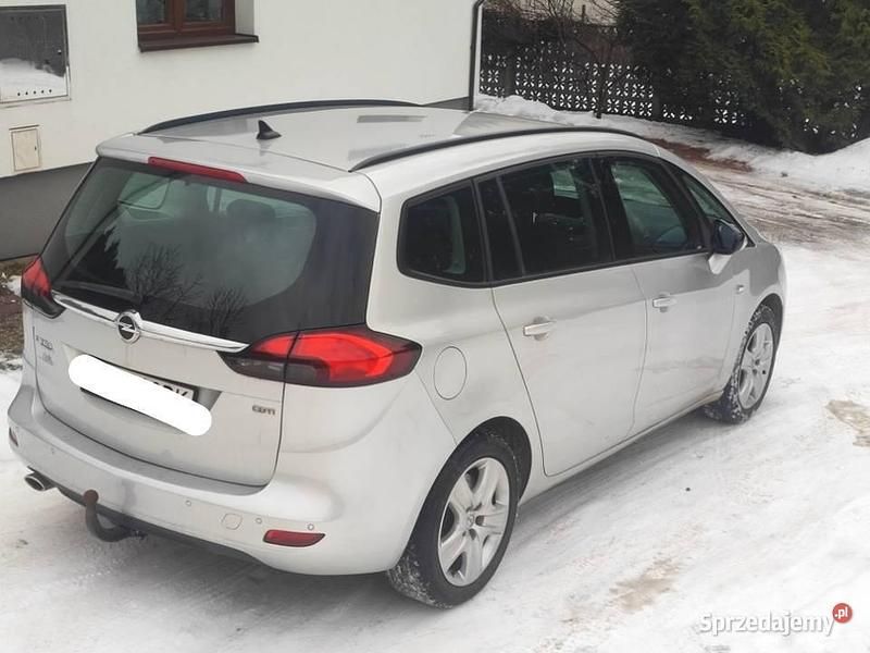 Używany Opel Zafira 2013 Srebrny Minivan