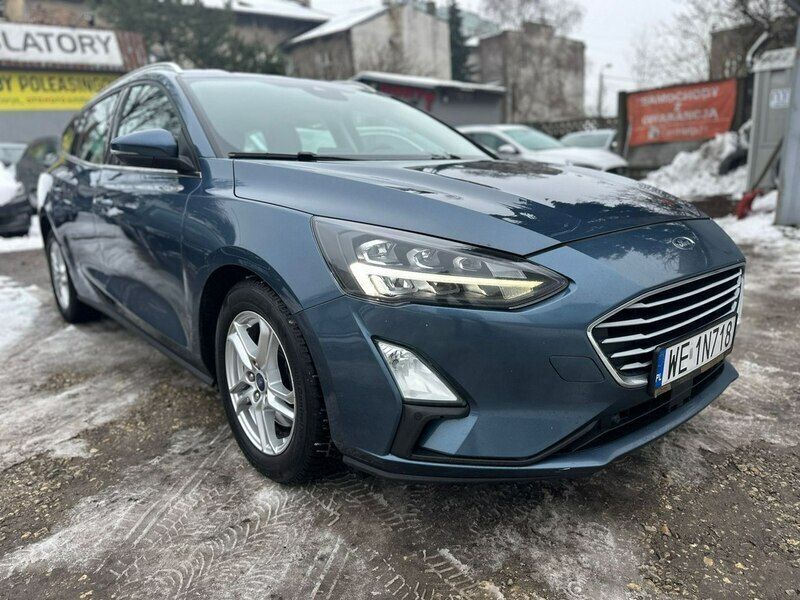 Używany Ford Focus 120 KM (88 kW) 2020 Niebieski (metalik) Kombi