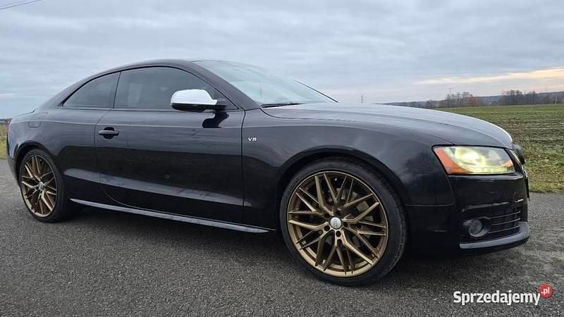 Używany Audi S5 2011 Czarny Coupe