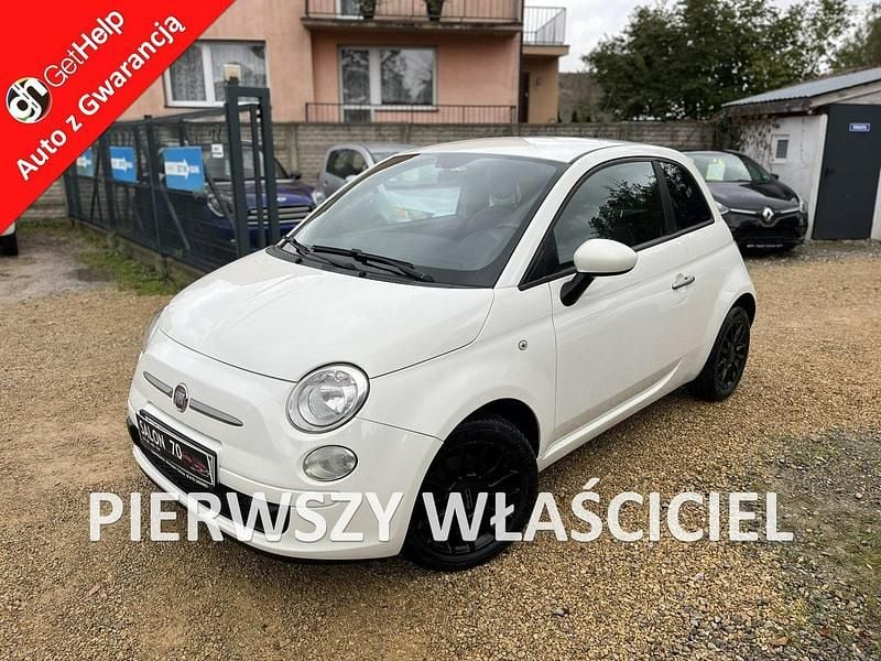 Biały Używany 2011 Fiat 500 Hatchback | 17 800 zł (Uczciwa cena) - Obraz 1/4