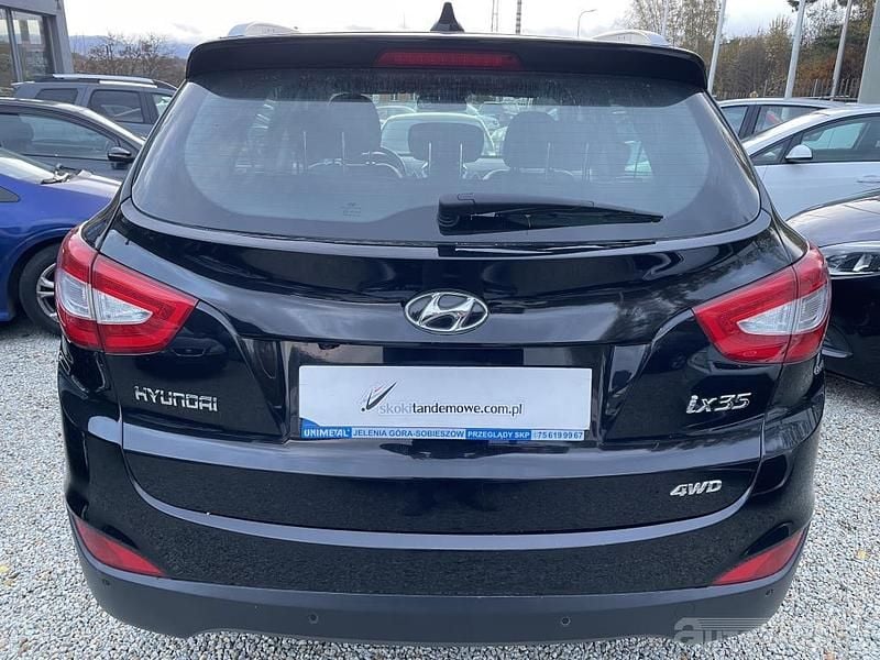 Używany Hyundai ix35 116 KM (85 kW) 2014 Czarny SUV