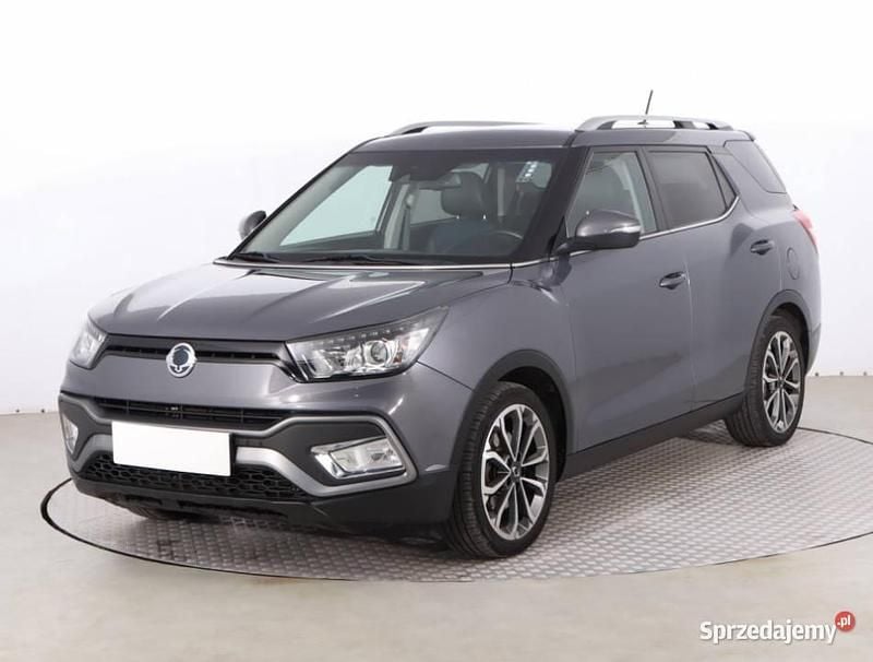 Używany Ssangyong (KGM) XLV 2019 Szary SUV