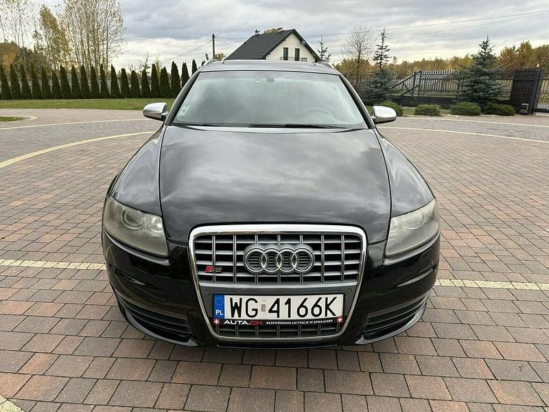 Używany Audi S6 435 KM (319 kW) 2007 Czarny Sedan/Limuzyna