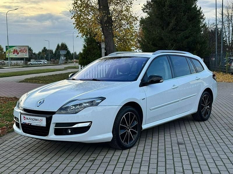 Biały Używany 2013 Renault Laguna III Bose Edition Kombi | 24 900 zł (Uczciwa cena) - Obraz 1/4