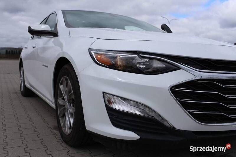 Biały Używany 2020 Chevrolet Malibu Sedan/Limuzyna | 96 500 zł - Obraz 1/4