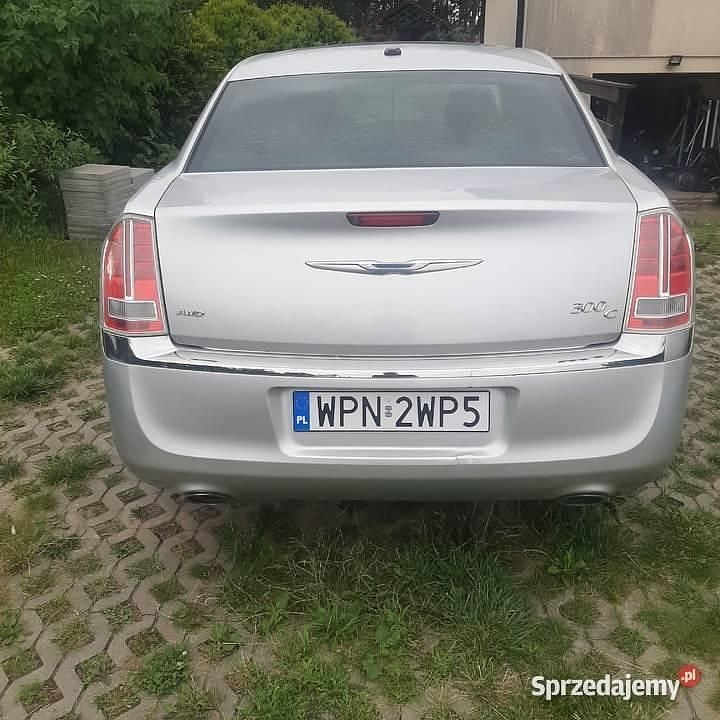 Używany Chrysler 300C 2012 Srebrny Sedan/Limuzyna
