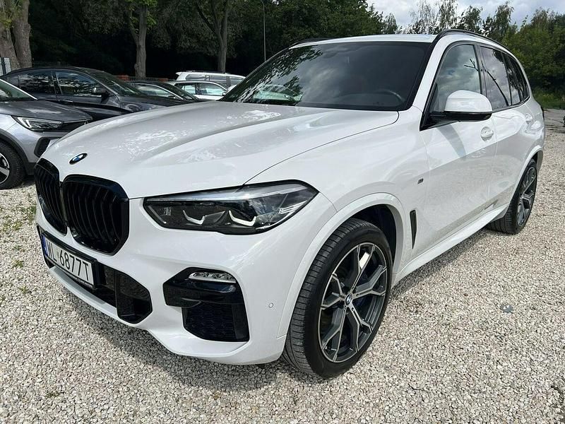 Biały Używany 2020 BMW X5 Comfort Edition SUV | 289 900 zł - Obraz 1/4
