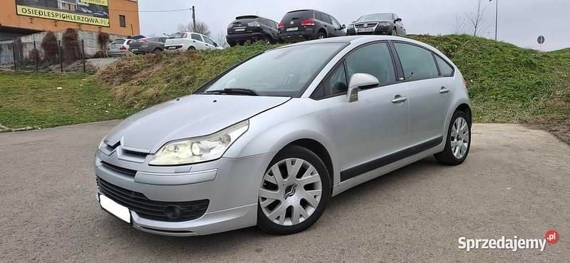 Srebrny Używany 2005 Citroën C4 Exclusive Hatchback | 8900 zł (Uczciwa cena) - Obraz 1/4