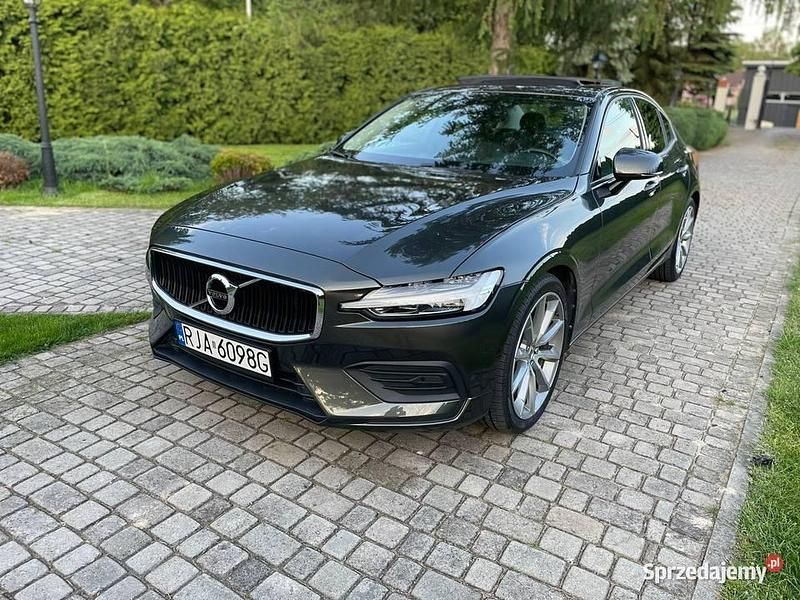 Używany 2020 Volvo S60 Momentum Sedan/Limuzyna | 109 000 zł (Drogi) - Obraz 1/4