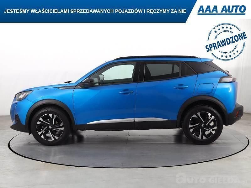 Używany Peugeot 2008 2023 Błękitny SUV