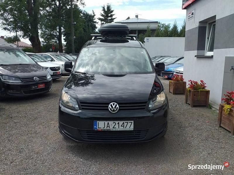 Czerwony Używany 2014 VW Caddy Maxi Minivan | 39 900 zł - Obraz 1/4